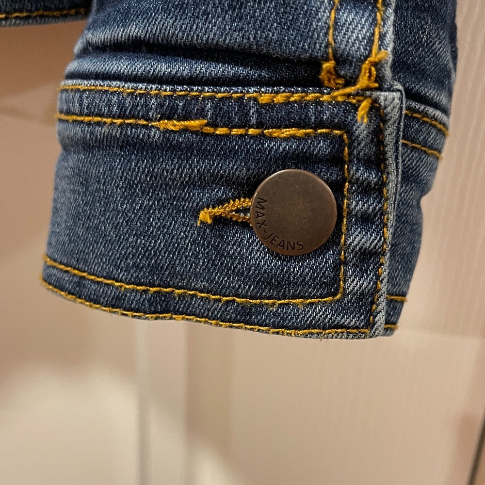 Max Jeans Blue Distressed Stretchy Denim Jacket with Floral Embroidery - Picture 9 of 13